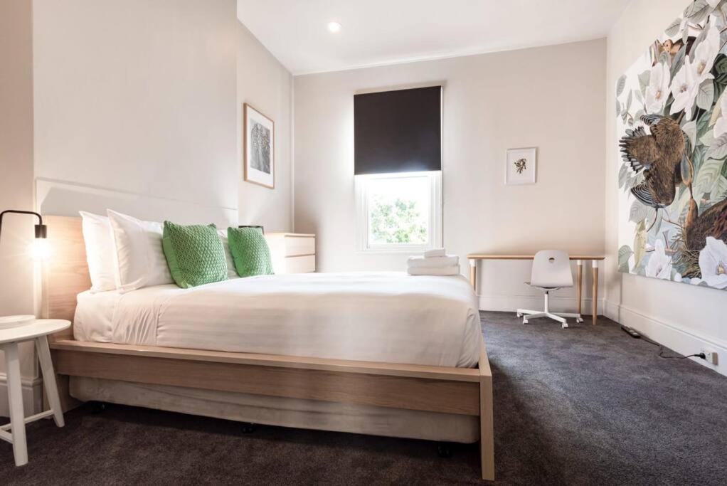 Appartement Generous Victorian Terrace In Cbd - Parking & Wifi à Launceston Extérieur photo